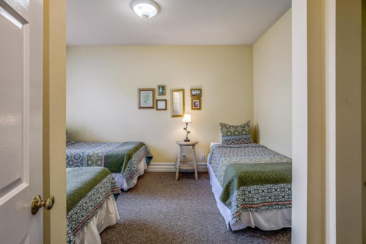 Bennington House Villa Newport Bagian luar foto
